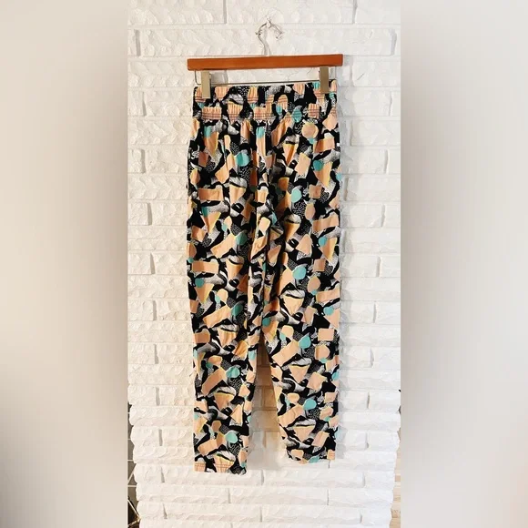 Super Massive Funky Print Elastic Waist Pants
Size Small - Picture 2 of 4